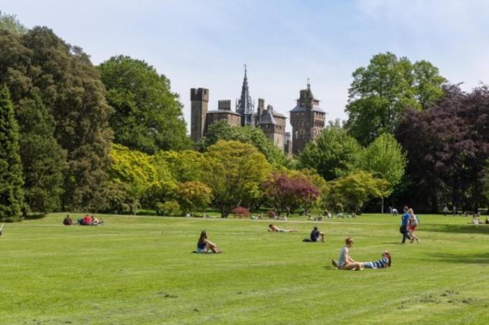 Plas Gwyn Halls, Cardiff Met University Buitenkant foto